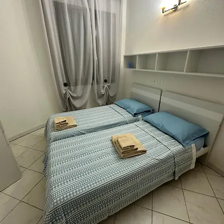 - Sleeps 6 Lejlighed *